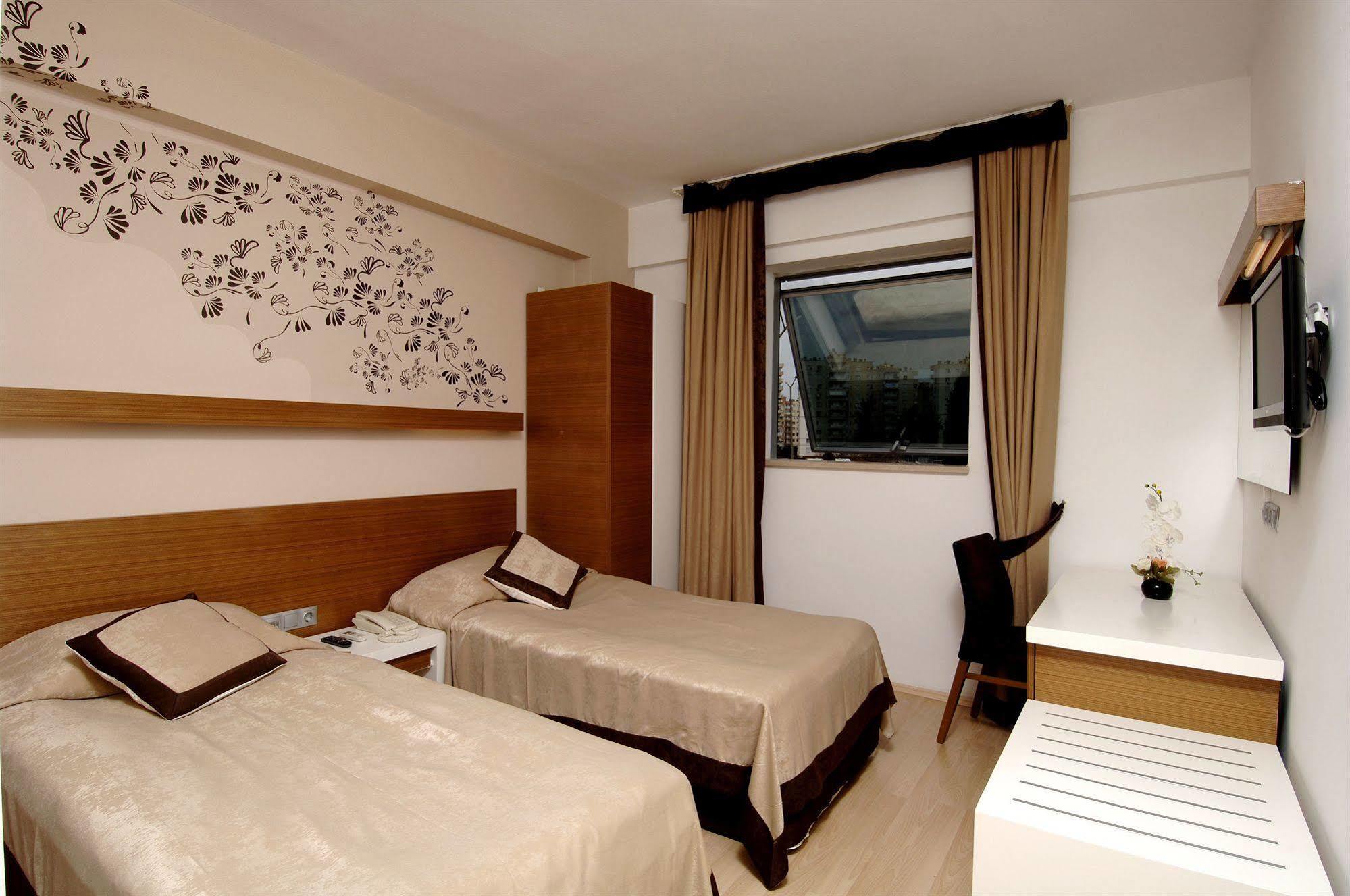 Han Hotel Antalya Buitenkant foto